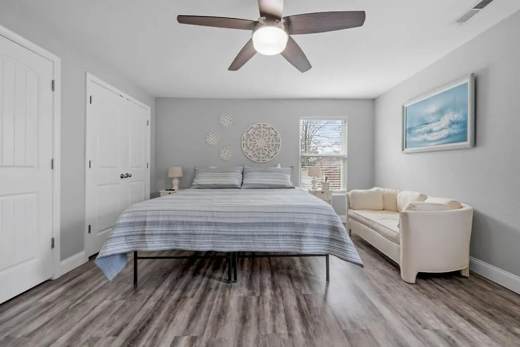 The Chesapeake St Retreat - Pet And Kid Friendly Villa Norfolk