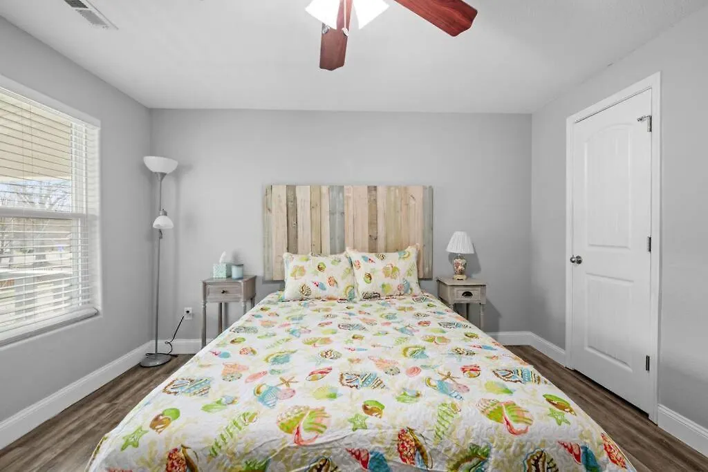 The Chesapeake St Retreat - Pet And Kid Friendly Villa Norfolk United States
