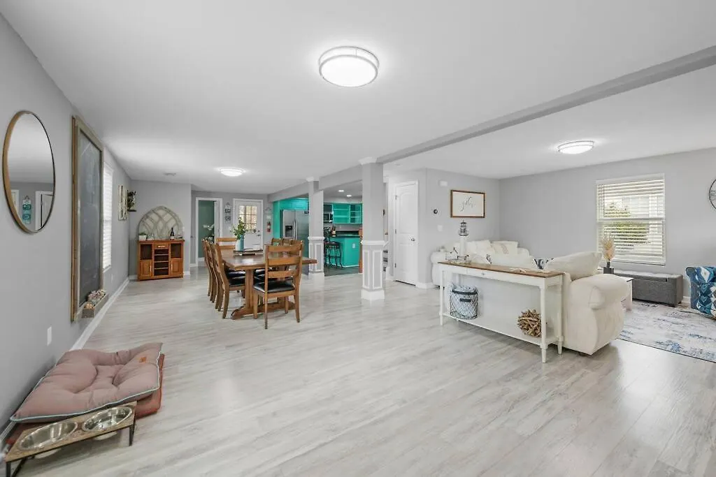 The Chesapeake St Retreat - Pet And Kid Friendly Villa Norfolk Holiday home